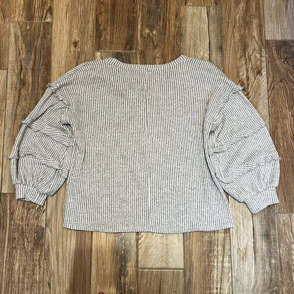 143 Story by Line Up Ruffled Sweater - Picture 4 of 4